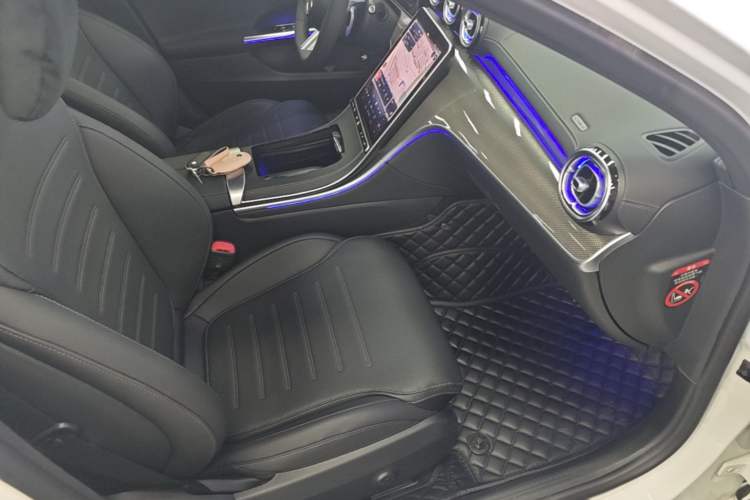 Used Mercedes-Benz C-Class 2024 Restyled C 260 L Sport Edition Right Front Seat
