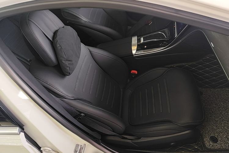 Used Mercedes-Benz C-Class 2024 Restyled C-Class 260 L Sport Edition Right Front Seat