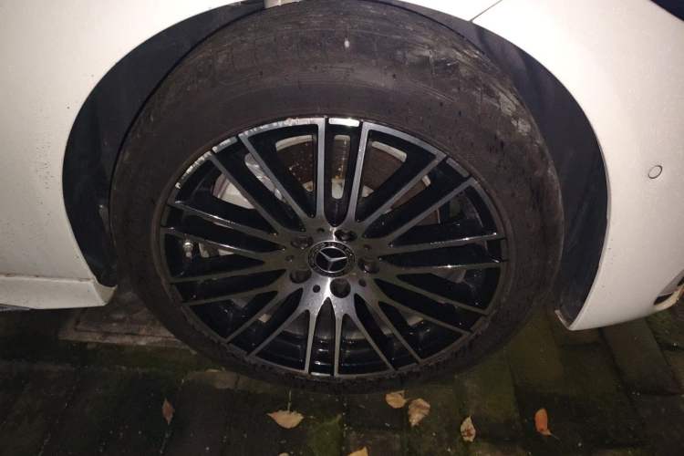 Used Mercedes-Benz C-Class 2024 C 260 L Sport Edition Right Front Wheel Hub