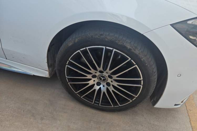 Used Mercedes-Benz C-Class 2024 C 200 L Sport Edition Right Front Wheel Hub