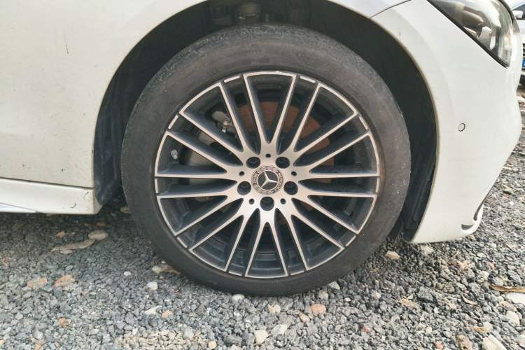 Used Mercedes-Benz C-Class 2024 C 260 L Sport Edition Right Front Wheel Hub