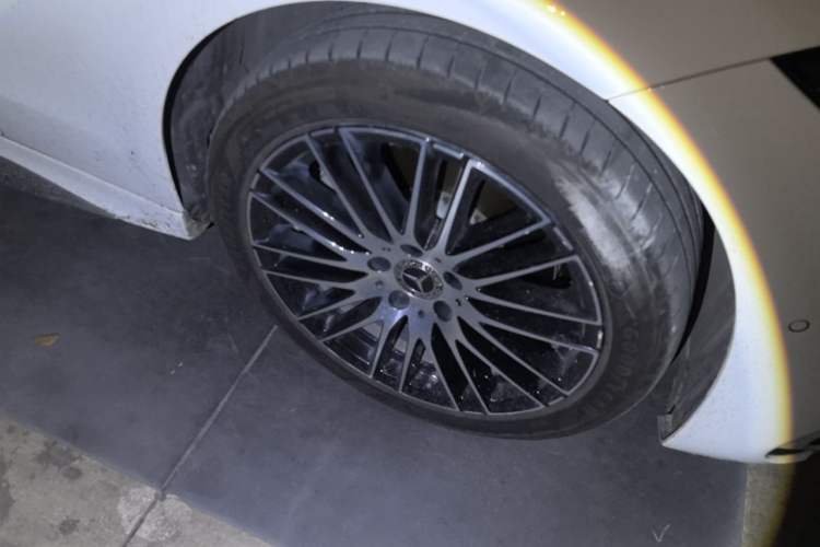 Used Mercedes-Benz C-Class 2024 C 260 L Sport Edition Right Front Wheel Hub