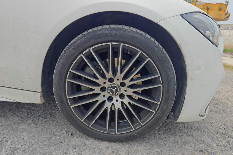 Used Mercedes-Benz C-Class 2024 C 200 L Sport Edition Right Front Wheel Hub