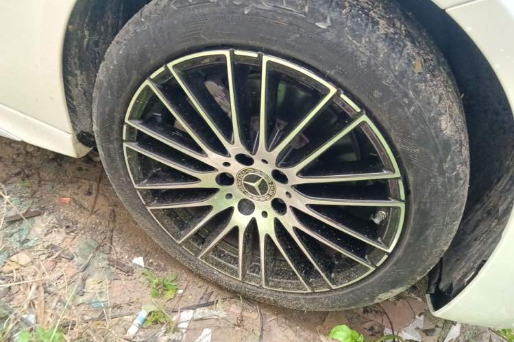Used Mercedes-Benz C-Class 2024 Restyled C-Class 260 L Sport Edition Right Front Wheel Hub