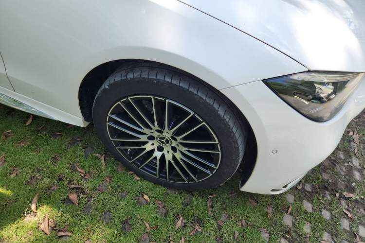 Used Mercedes-Benz C-Class 2024 Restyled C-Class 260 L Sport Edition Right Front Wheel Hub
