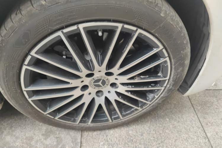 Used Mercedes-Benz C-Class 2024 C 260 L Sport Edition Right Front Wheel Hub