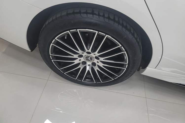 Used Mercedes-Benz C-Class 2024 Restyled C-Class 260 L Sport Edition Right Rear Wheel Hub