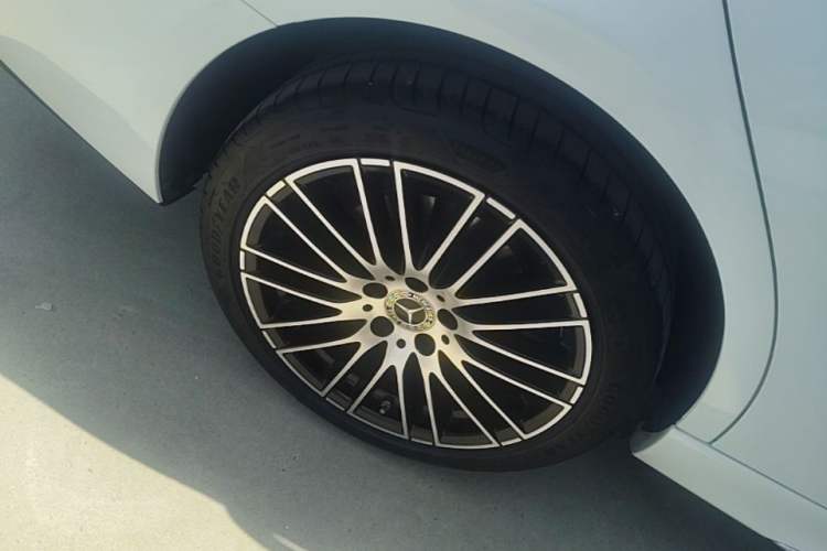 Used Mercedes-Benz C-Class 2024 Restyled C-Class 260 L Sport Edition Right Rear Wheel Hub
