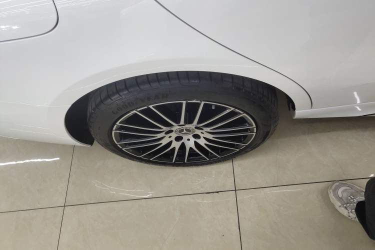 Used Mercedes-Benz C-Class 2024 Restyled C-Class 260 L Sport Edition Right Rear Wheel Hub
