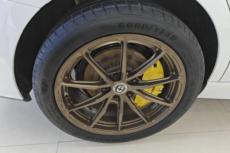 Used Mercedes-Benz C-Class 2024 Restyled C-Class 260 L Sport Edition Right Rear Wheel Hub