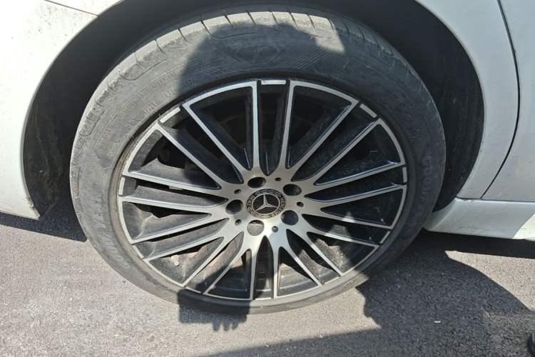 Used Mercedes-Benz C-Class 2024 Restyled C-Class 260 L Sport Edition Right Rear Wheel Hub