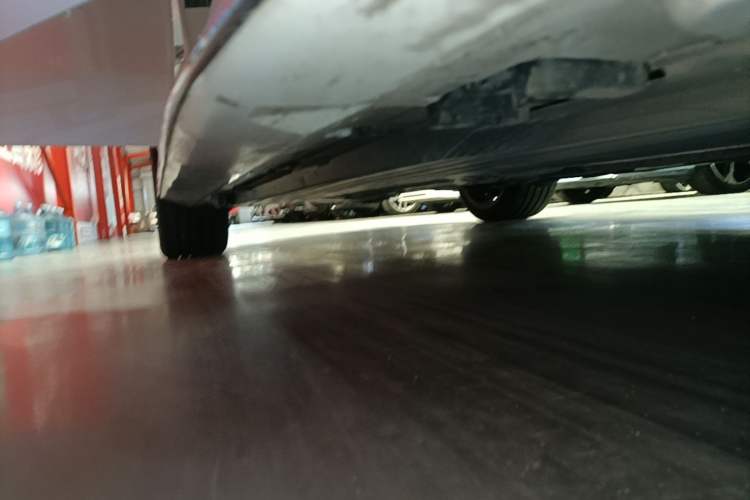 Used Mercedes-Benz C-Class 2024 C 200 L Sport Edition Right Side Sill