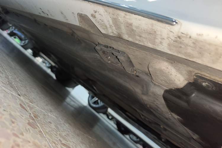 Used Mercedes-Benz C-Class 2024 Restyled C 260 L Sport Edition Right Side Sill