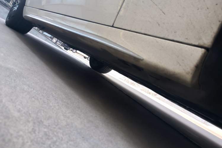 Used Mercedes-Benz C-Class 2024 Second Facelift C 260 L Sport Edition Right Side Sill