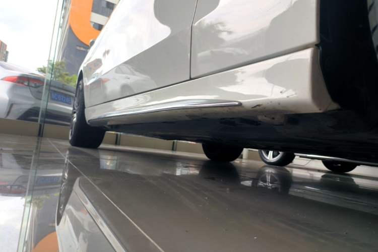 Used Mercedes-Benz C-Class 2024 Restyled C-Class 260 L Sport Edition Right Side Sill
