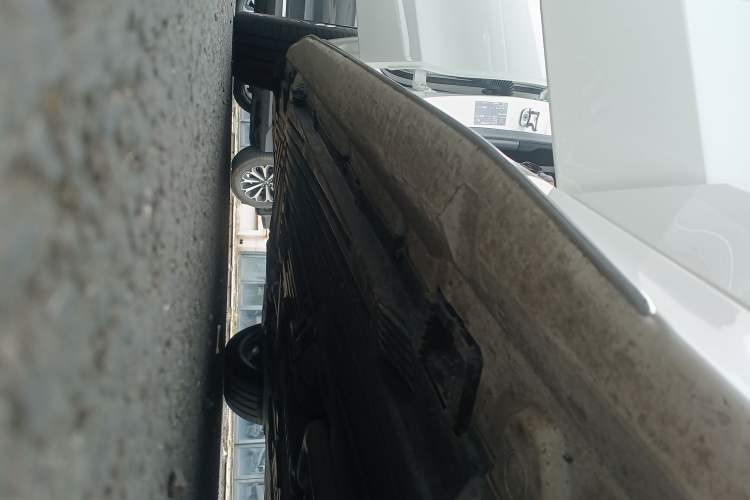 Used Mercedes-Benz C-Class 2024 Second Facelift C 260 L Sport Edition Right Side Sill