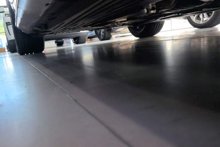 Used Mercedes-Benz C-Class 2024 Second Facelift C 260 L Sport Edition Right Side Sill