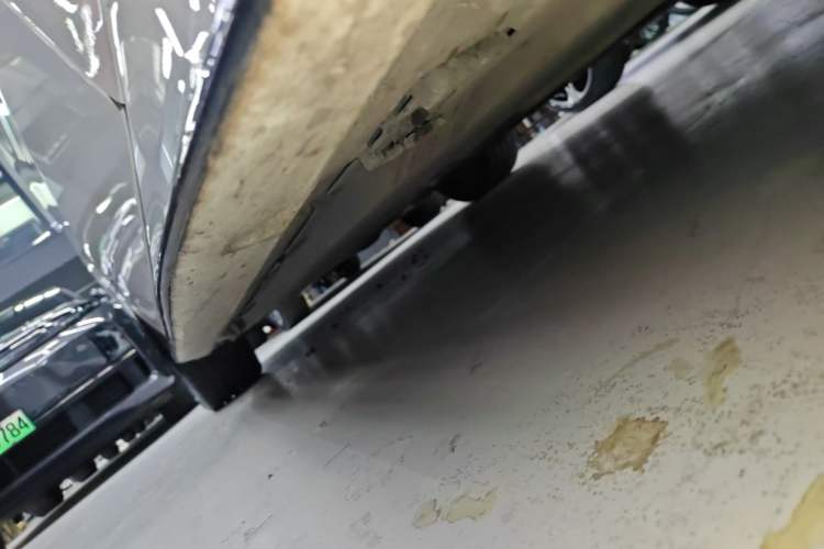Used Mercedes-Benz C-Class 2024 Second Facelift C 260 L Starry Night Sport Edition Right Side Sill