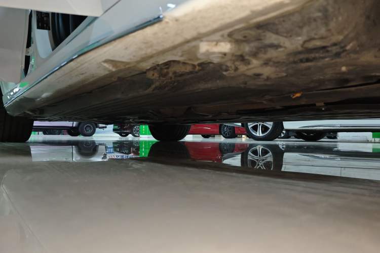 Used Mercedes-Benz C-Class 2024 Restyled C-Class 260 L Sport Edition Right Side Sill