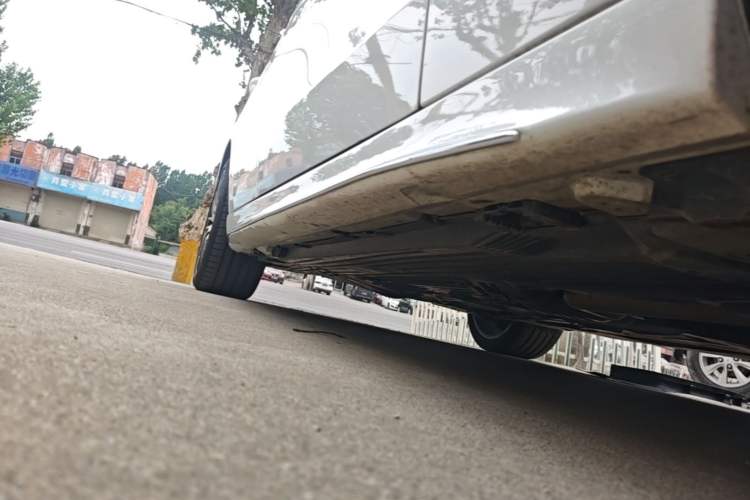 Used Mercedes-Benz C-Class 2024 Second Facelift C 260 L Sport Edition Right Side Sill