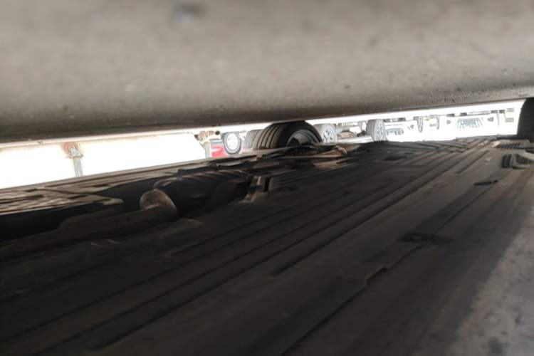 Used Mercedes-Benz C-Class 2024 Restyled C 260 L Sport Edition Right Side Sill