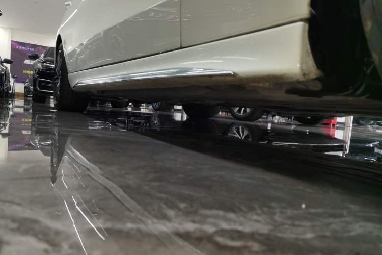 Used Mercedes-Benz C-Class 2024 C 200 L Sport Edition Right Side Sill