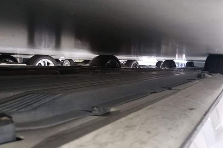 Used Mercedes-Benz C-Class 2024 C 200 L Sport Edition Right Side Sill