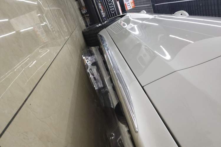 Used Mercedes-Benz C-Class 2024 Restyled C-Class 260 L Sport Edition Right Side Sill