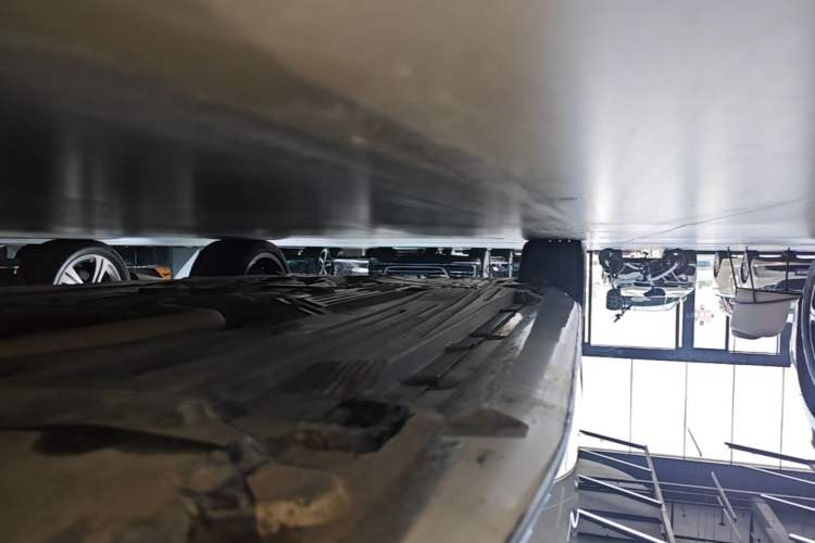 Used Mercedes-Benz C-Class 2024 Restyled C 260 L Sport Edition Right Side Sill