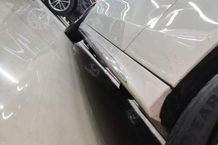 Used Mercedes-Benz C-Class 2024 Second Facelift C 260 L Sport Edition Right Side Sill