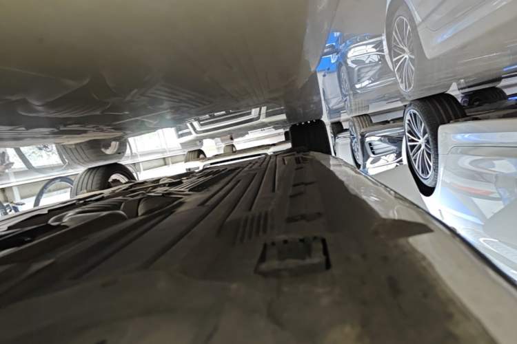 Used Mercedes-Benz C-Class 2024 Restyled C-Class 260 L Sport Edition Right Side Sill