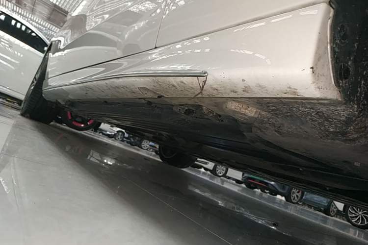 Used Mercedes-Benz C-Class 2024 Restyled C-Class 260 L Sport Edition Right Side Sill