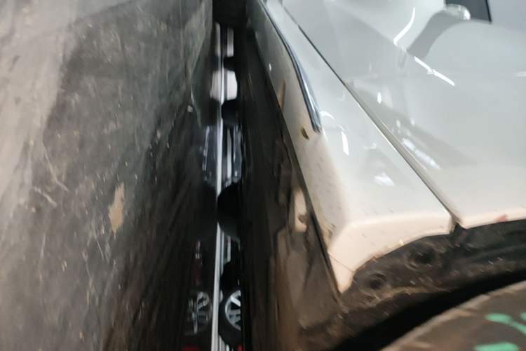Used Mercedes-Benz C-Class 2024 Restyled C-Class 260 L Sport Edition Right Side Sill