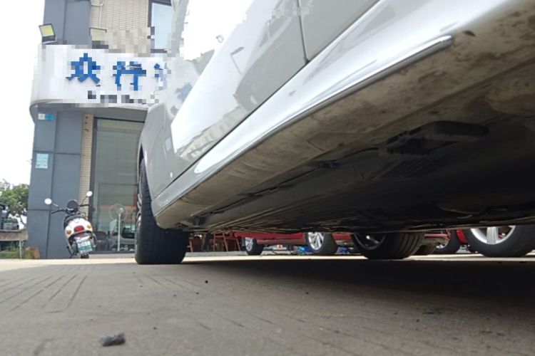 Used Mercedes-Benz C-Class 2024 Restyled C-Class 260 L Sport Edition Right Side Sill