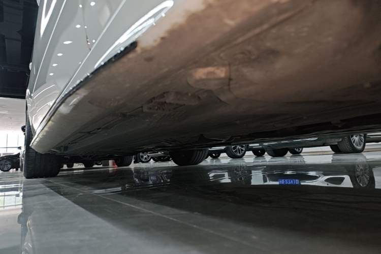 Used Mercedes-Benz C-Class 2024 Facelift C 260 L Night Edition Sport Version Right Side Sill