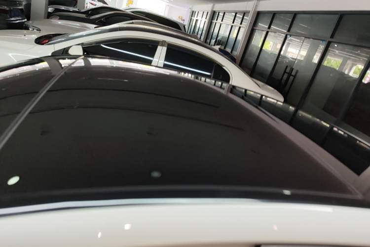 Used Mercedes-Benz C-Class 2024 Second Facelift C 260 L Sport Edition Roof