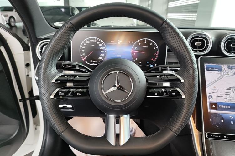 Used Mercedes-Benz C-Class 2024 Second Facelift C 260 L Sport Edition Steering Wheel