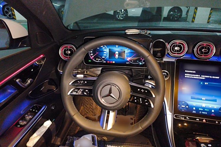 Used Mercedes-Benz C-Class 2024 Second Facelift C 260 L Sport Edition Steering Wheel