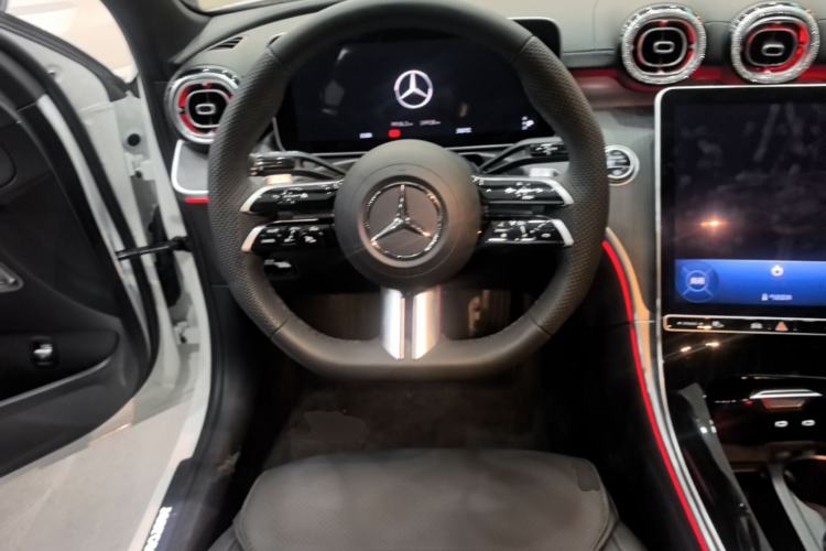 Used Mercedes-Benz C-Class 2024 Facelifted C-Class 260 L Night Edition Sports Version Steering Wheel
