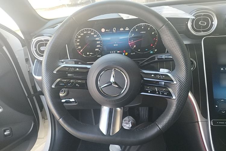 Used Mercedes-Benz C-Class 2024 Facelifted C-Class 260 L Night Edition Sports Version Steering Wheel