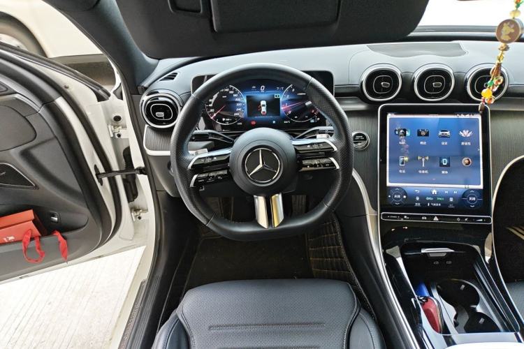Used Mercedes-Benz C-Class 2024 C 200 L Sport Edition Steering Wheel