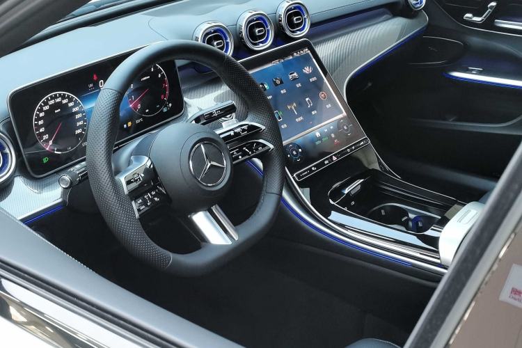 Used Mercedes-Benz C-Class 2024 Restyled C 260 L Sport Edition Steering Wheel