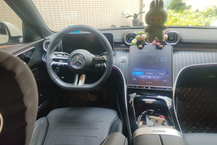Used Mercedes-Benz C-Class 2024 Second Facelift C 260 L Sport Edition Steering Wheel