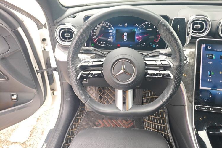 Used Mercedes-Benz C-Class 2024 Restyled C 260 L Sport Edition Steering Wheel