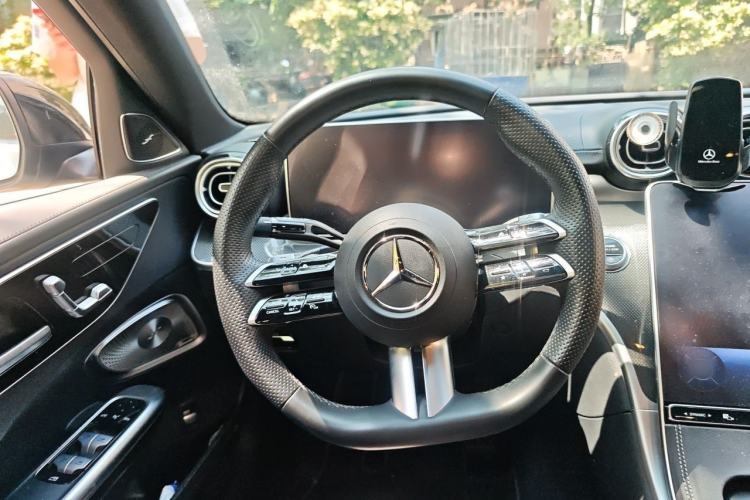 Used Mercedes-Benz C-Class 2024 Facelifted C-Class 260 L Night Edition Sports Version Steering Wheel