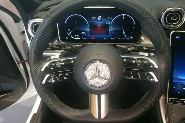Used Mercedes-Benz C-Class 2024 Second Facelift C 260 L Sport Edition Steering Wheel