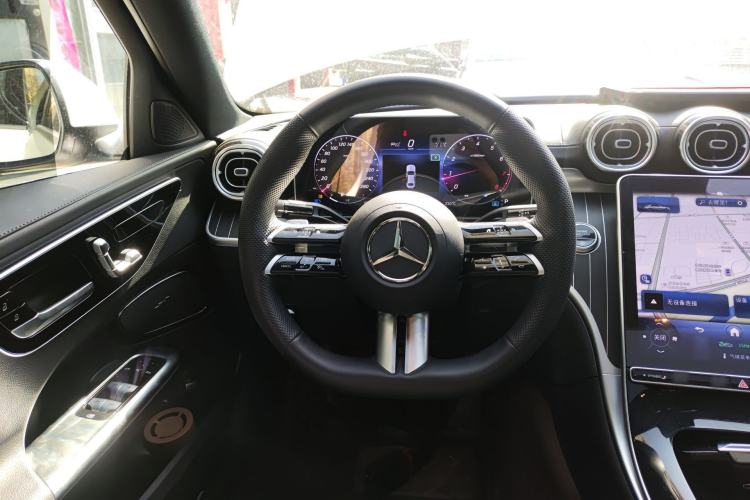 Used Mercedes-Benz C-Class 2024 Second Facelift C 260 L Sport Edition Steering Wheel