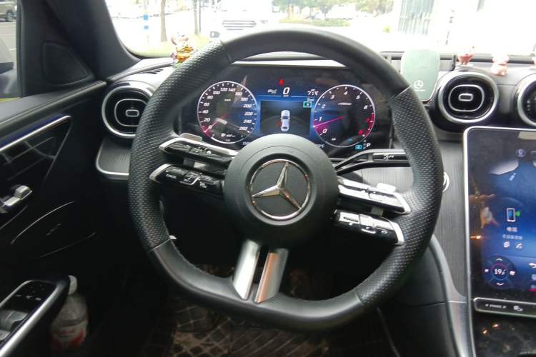 Used Mercedes-Benz C-Class 2024 C 200 L Sport Edition Steering Wheel