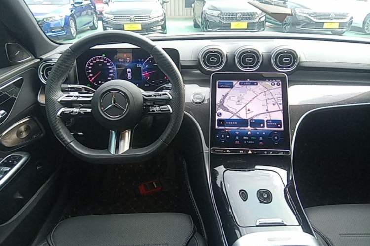 Used Mercedes-Benz C-Class 2024 Facelift C 260 L Night Edition Sport Version Steering Wheel