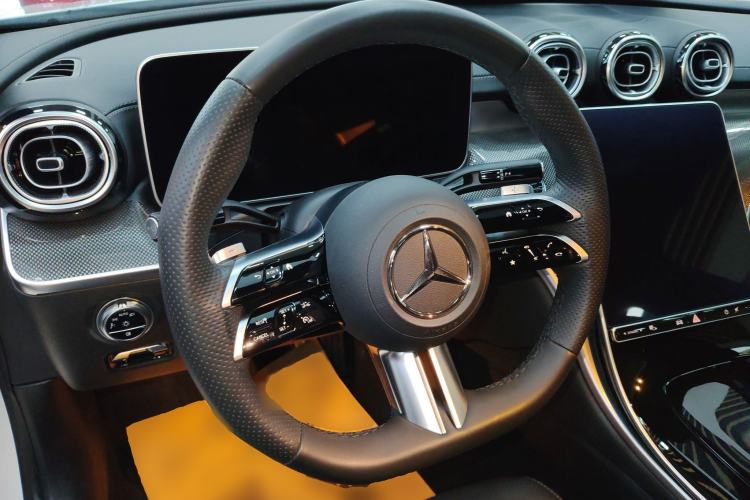 Used Mercedes-Benz C-Class 2024 Restyled C 260 L Sport Edition Steering Wheel